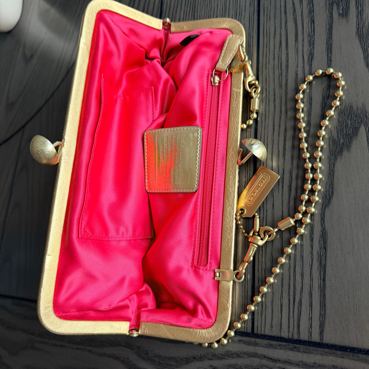 Rare Coach Amanda Darcy Kisslock Chain Clutch / Shoulder Bag (Style No. 13593)