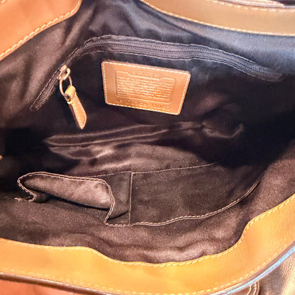 Coach Canvas Hamptons Signature Tricolor Clip Hobo Medium