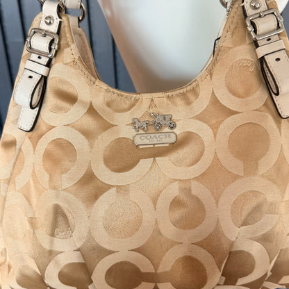 Coach Canvas Hamptons Signature Tricolor Clip Hobo Medium