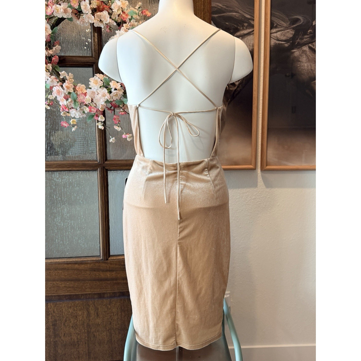 Lulus Tan Cream Velvet Dress Size S New With Tag